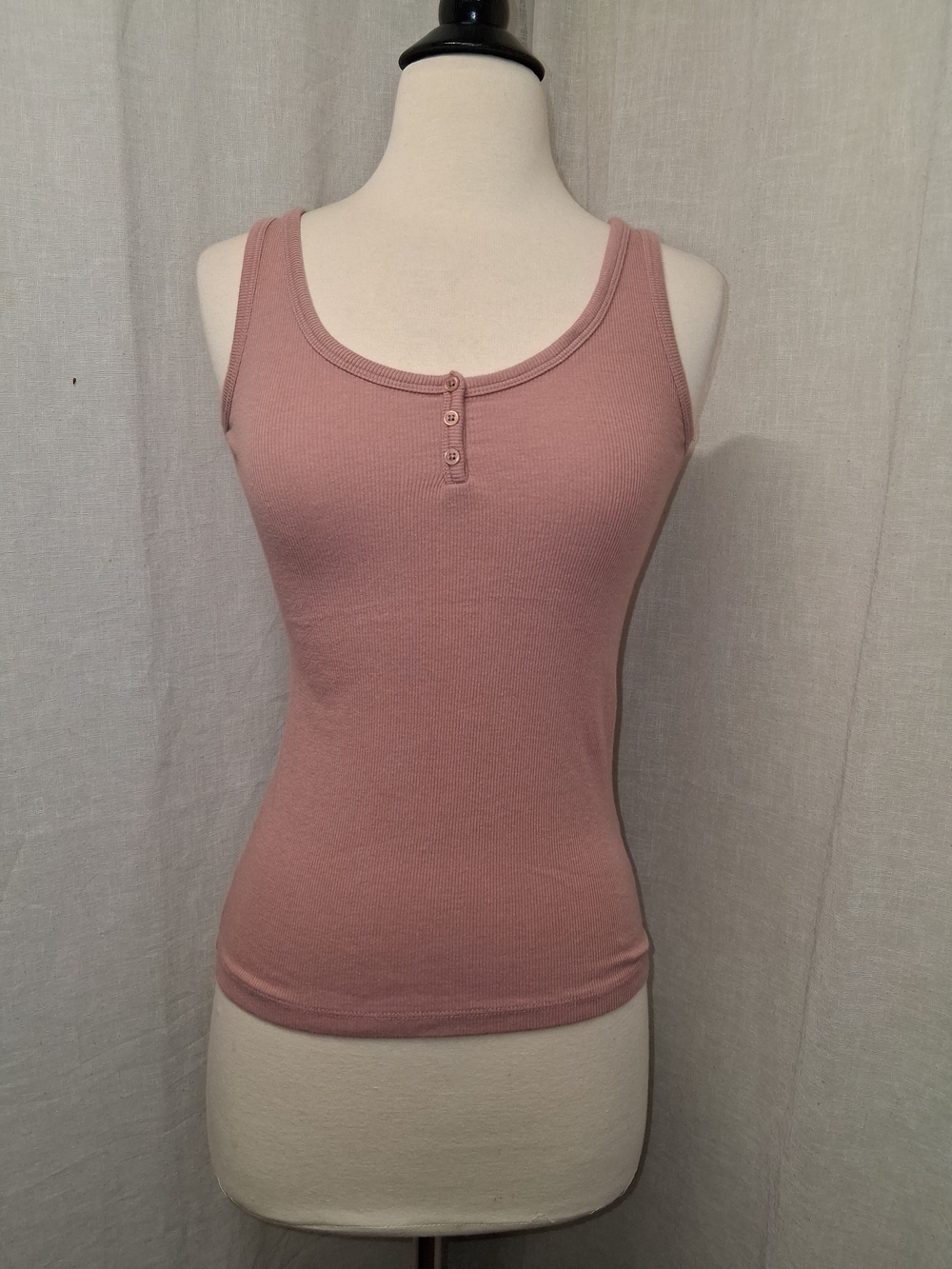 Max Studio Dusty Rose Ribbed Henley Tank